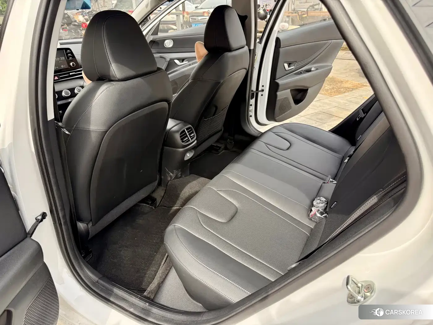 Hyundai Elantra id 4628055 из Китая 9