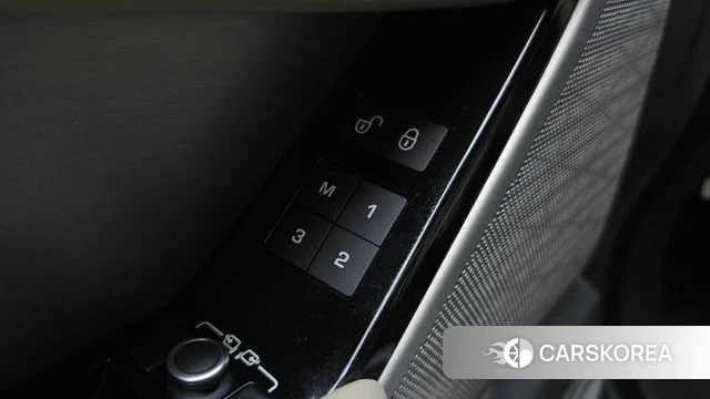 Land Rover Range Rover Velar id 4780953 из Кореи 9