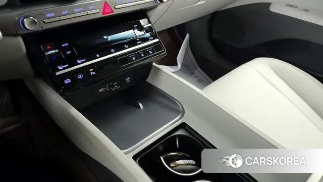 Hyundai Grandeur (GN7) id 3576416 из Кореи 9