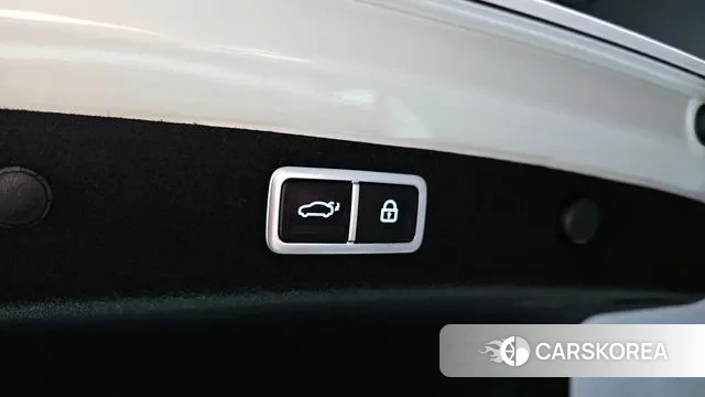 Hyundai Grandeur (GN7) id 3031762 из Кореи 9