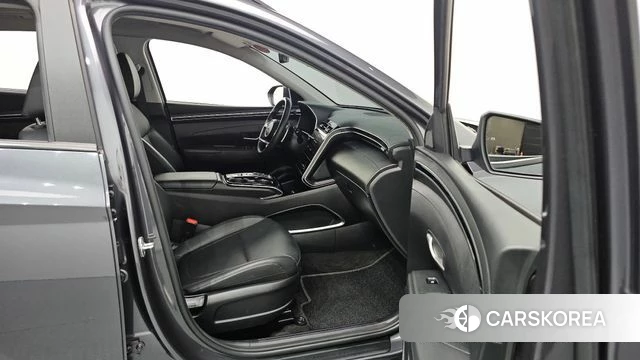 Hyundai Tucson (NX4) id 4355537 из Кореи 9