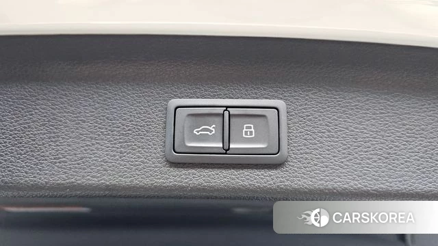 Audi Q3 (F3) id 4307986 из Кореи 9