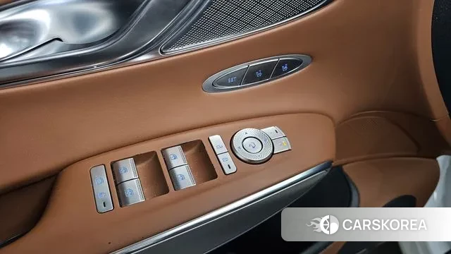 Genesis GV70 id 3676253 из Кореи 9