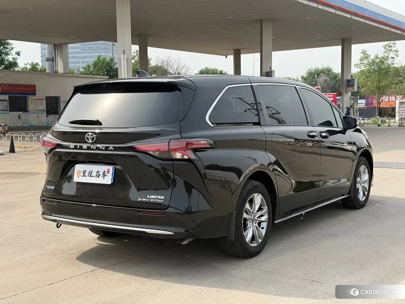 Toyota Sienna id 4545805 из Китая 9