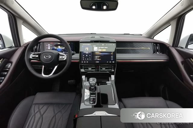 GAC Trumpchi Trumpchi M8 id 4210328 из Китая 9