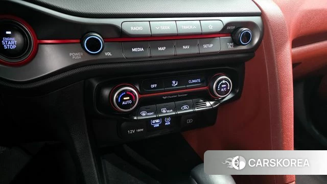 Hyundai Veloster (JS) id 3879846 из Кореи 9