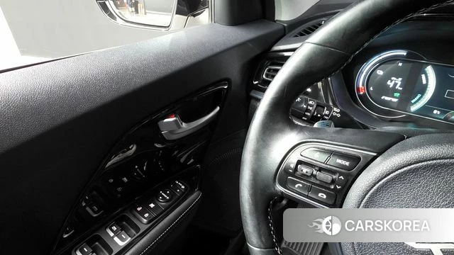 Kia Niro EV id 3806928 из Кореи 9