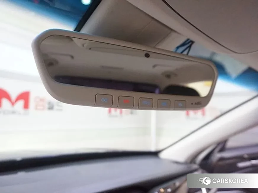 Genesis G90 id 1621111 из Кореи 9