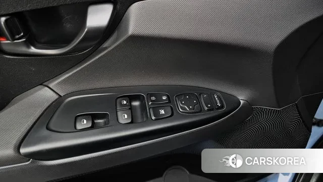 Hyundai Veloster (JS) id 3641630 из Кореи 9