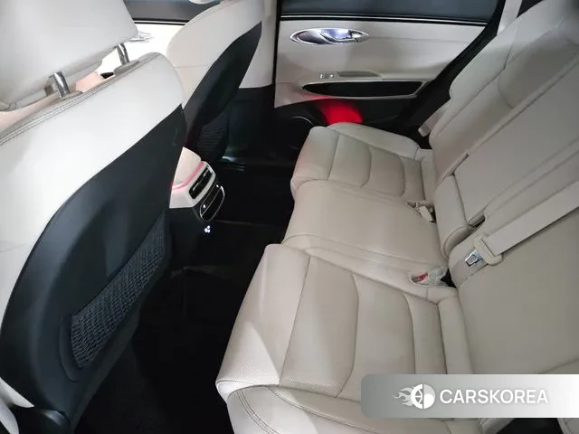 Genesis GV70 id 2959321 из Кореи 9