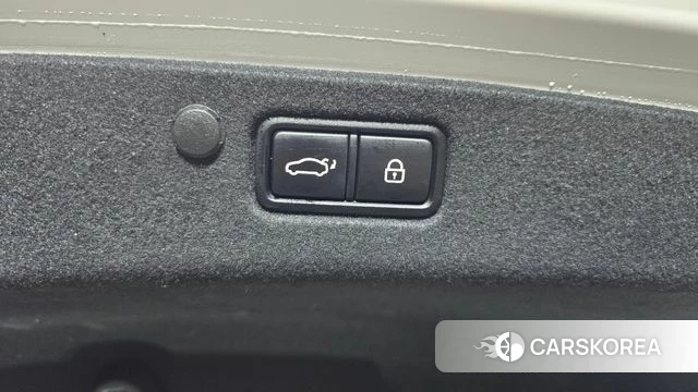 Hyundai The New Grandeur IG id 3844477 из Кореи 9
