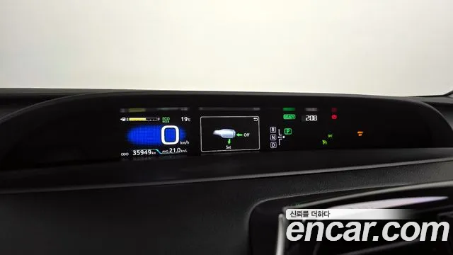 Toyota Prius 4th Generation id 2676612 из Кореи 9