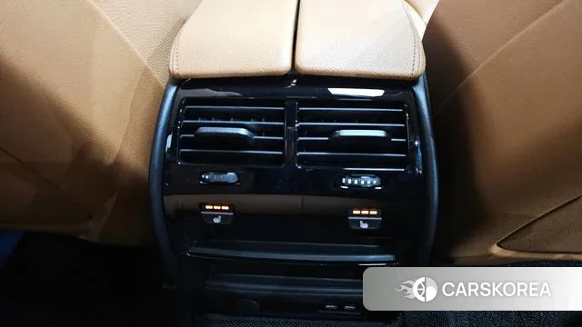 BMW 5 Series (G30) id 3482715 из Кореи 9