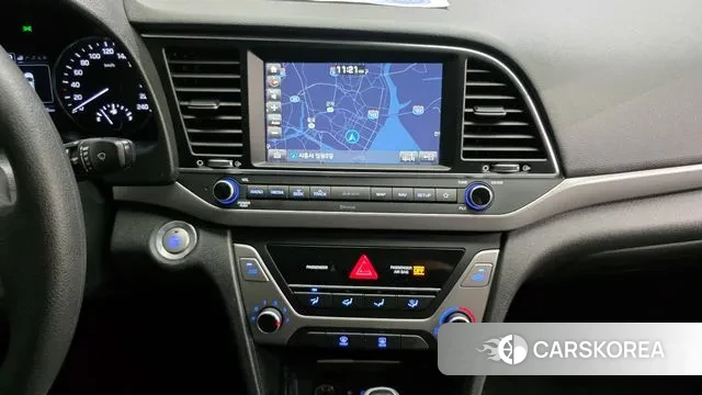 Hyundai Avante AD id 3096047 из Кореи 9