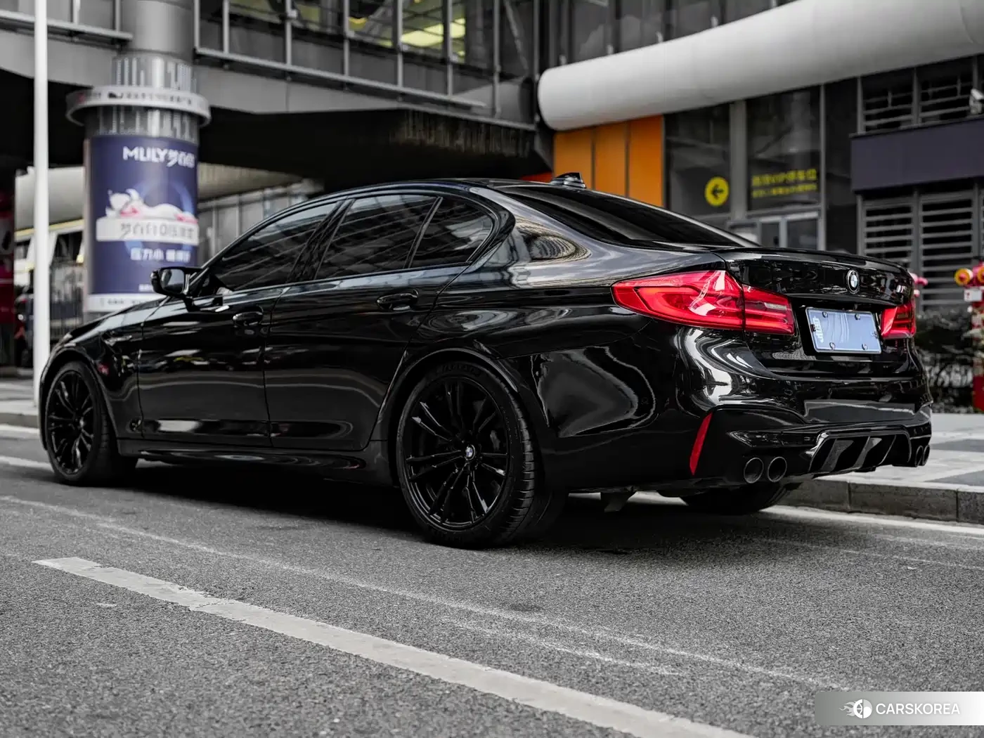 BMW M5 id 4577782 из Китая 9