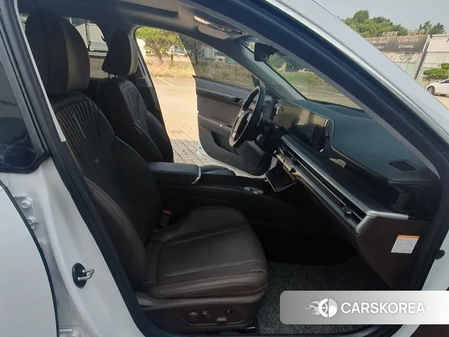 Hyundai Grandeur Hybrid (GN7) id 2905230 из Кореи 9