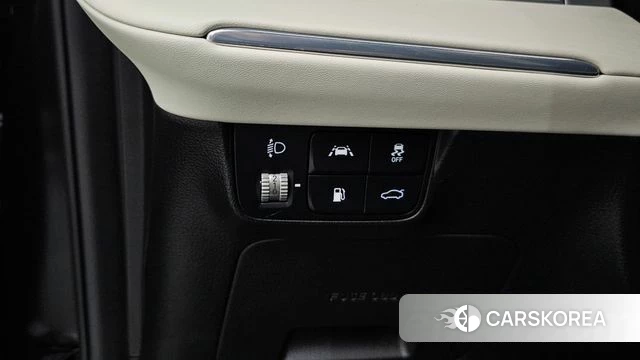 Hyundai The New Grandeur IG Hybrid id 3852116 из Кореи 9