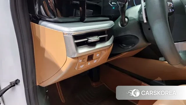 Hyundai Grandeur Hybrid (GN7) id 3576639 из Кореи 9