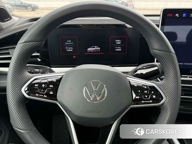 Volkswagen Passat id 4275709 из Китая 9