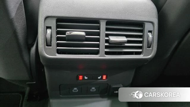 Land Rover Range Rover Velar id 4533007 из Кореи 9