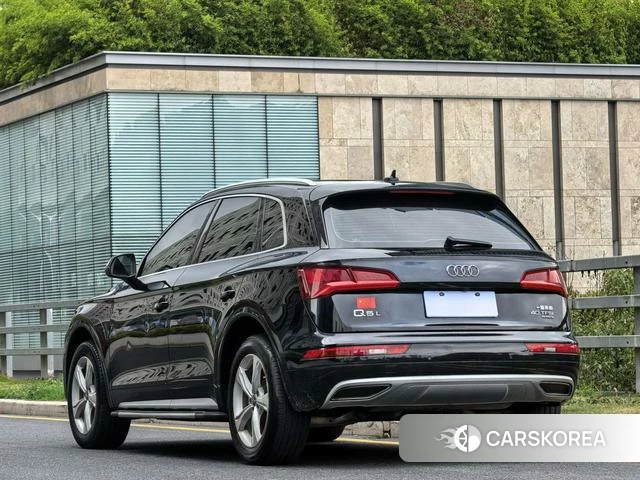 Audi Q5L id 4261410 из Китая 9