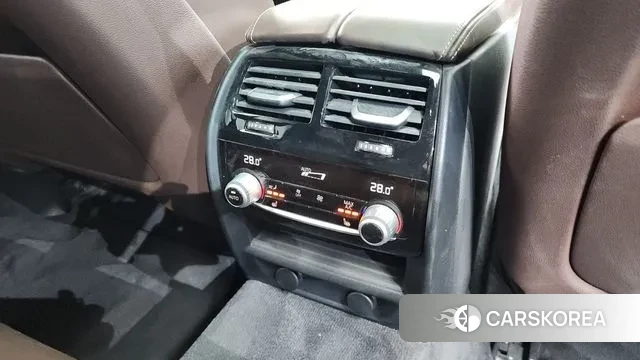 BMW 5 Series (G30) id 3672858 из Кореи 9