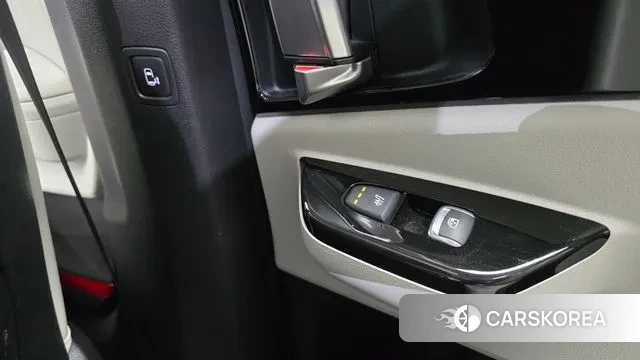 Kia Carnival 4th generation id 3576614 из Кореи 9