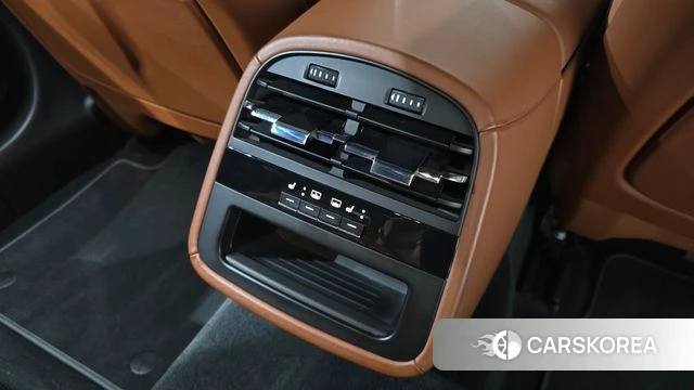 Maserati Quattroporte id 4662713 из Кореи 9