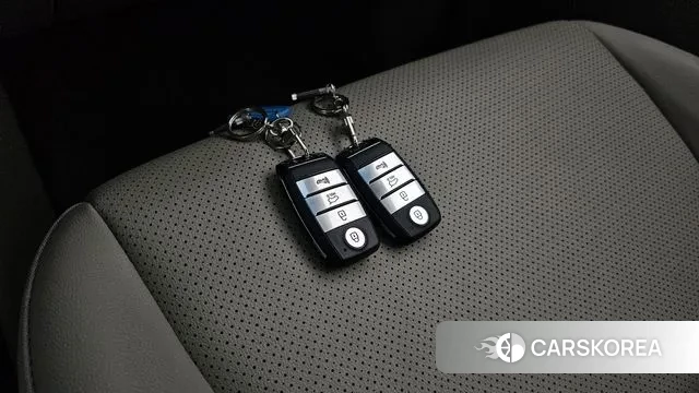 Kia The New Carnival id 3765928 из Кореи 9