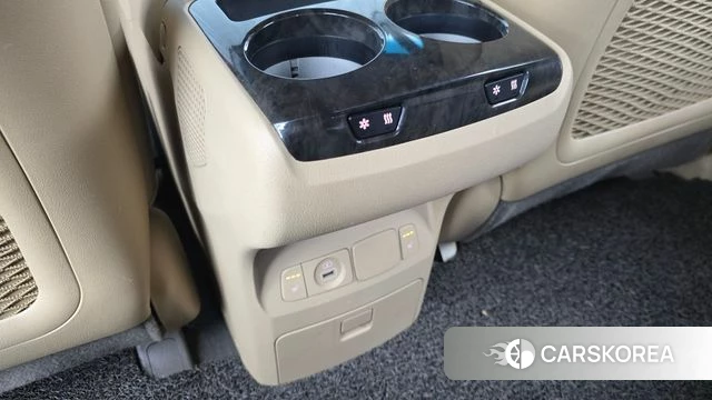 Kia The New Carnival id 4471432 из Кореи 9