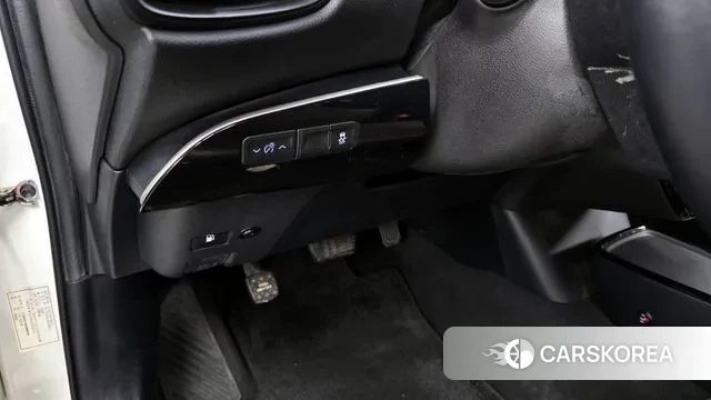 Toyota Prius 4th Generation id 3494343 из Кореи 9