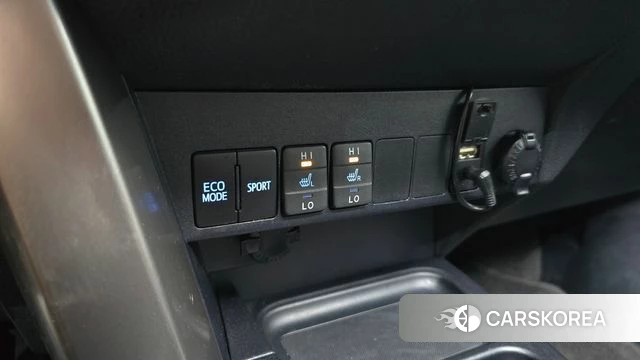 Toyota RAV4 id 4751356 из Кореи 9