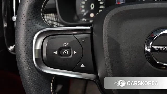 Volvo XC40 id 3509198 из Кореи 9