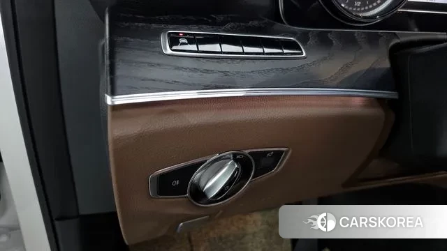 Mercedes-Benz E-Class W213 id 3054785 из Кореи 9