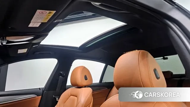 BMW 5 Series (G30) id 3631980 из Кореи 9