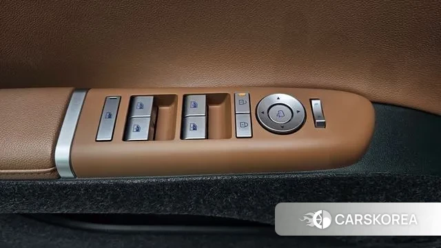 Hyundai Grandeur (GN7) id 2910120 из Кореи 9