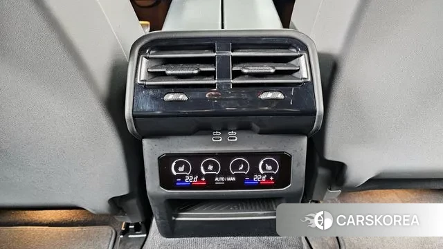 BMW 5 Series (G60) id 3610154 из Кореи 9