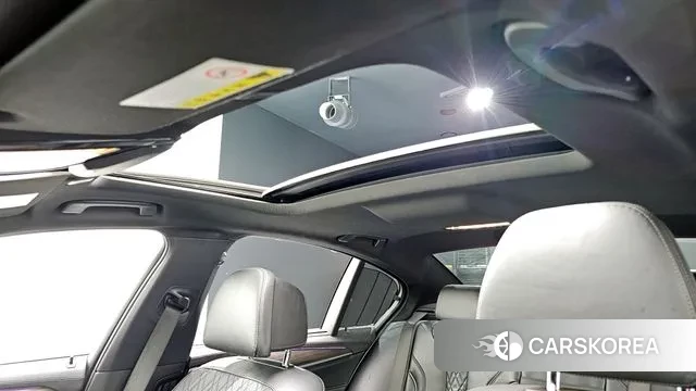 BMW 5 Series (G30) id 3171608 из Кореи 9