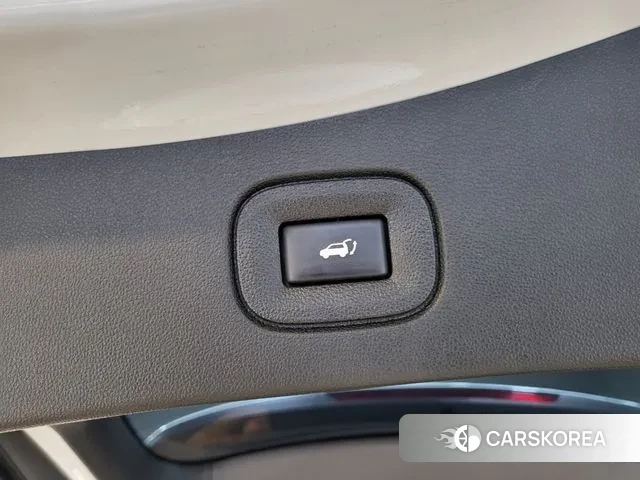 Renault Korea (Samsung) The New QM6 id 3011718 из Кореи 9