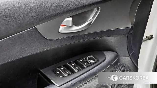 Kia Come New K3 id 3509936 из Кореи 9