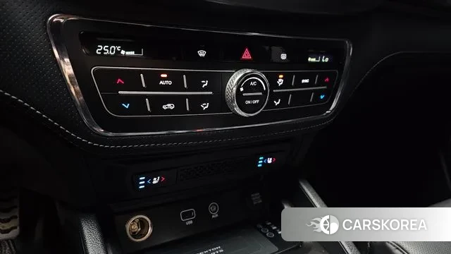 Ssangyong The New Rexton Sports Cannes id 3777536 из Кореи 9