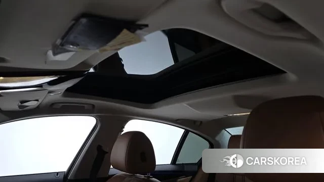 BMW 5 Series (G30) id 3444987 из Кореи 9