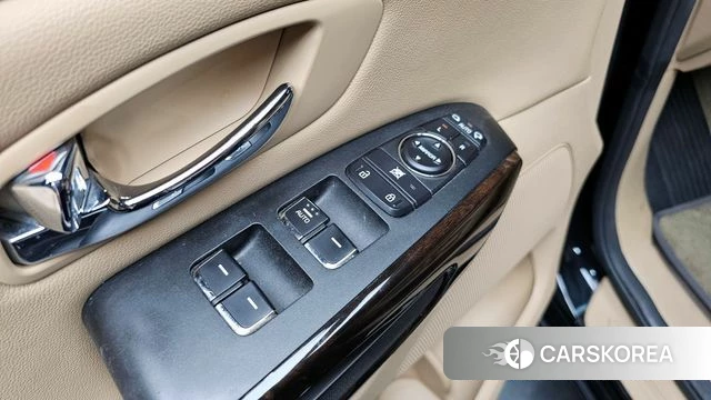 Kia The New Carnival id 4339630 из Кореи 9