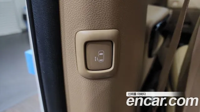 Kia The New Carnival id 2694120 из Кореи 9