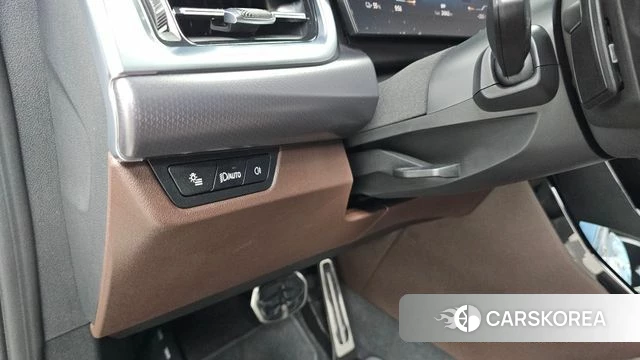 BMW iX1 (U11) id 4905155 из Кореи 9
