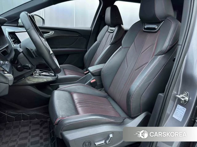 Audi Q5 e-tron id 4301169 из Китая 9