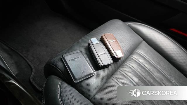 Genesis G90 id 4471385 из Кореи 9