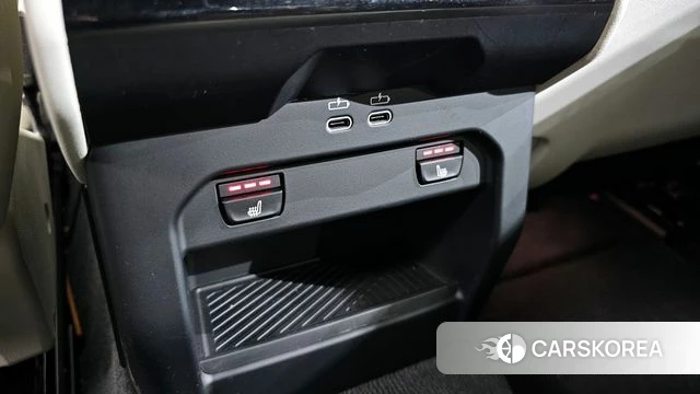 BMW 5 Series (G60) id 4177420 из Кореи 9