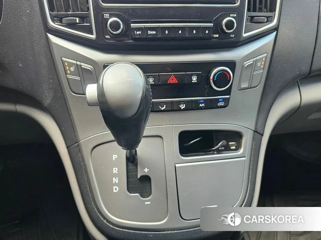 Hyundai The New Grand Starex id 4447818 из Кореи 9
