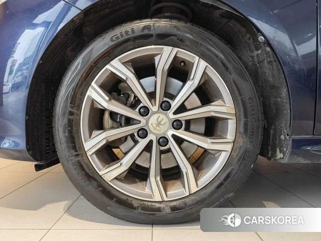 BYD Song MAX id 4220021 из Китая 9